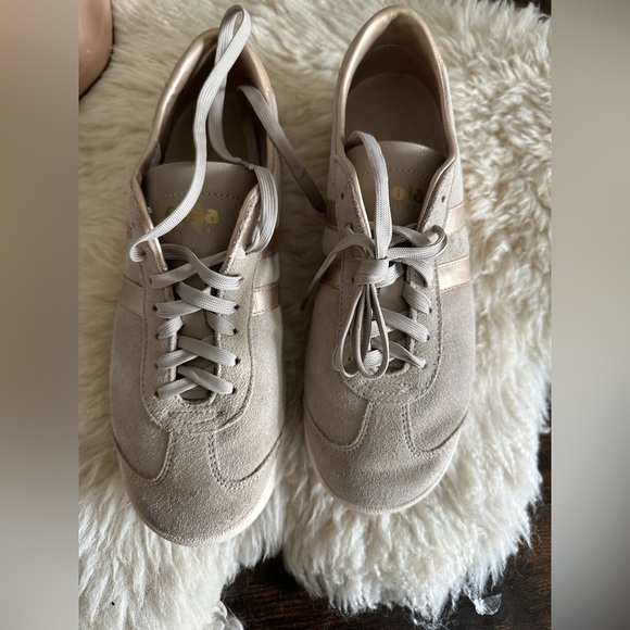Gola Shoes - Gola Bullet Women's Suede Sneakers in Light Taupe and gold